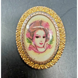 Vintage Lady Portrait Brooch Gold Tone Oval Cameo Style Floral Frame